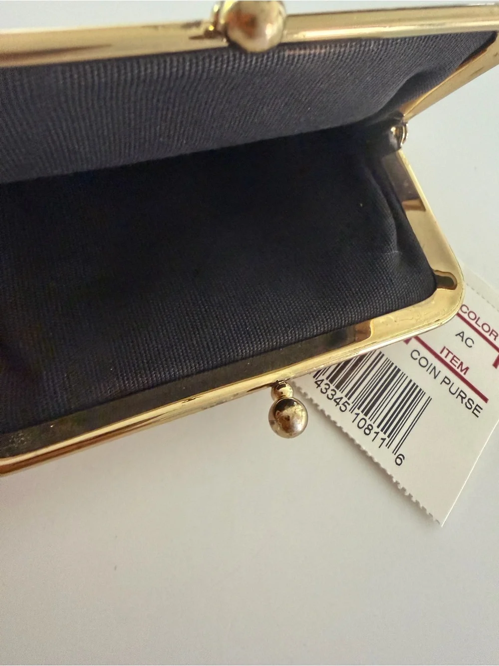 100% leather Buxton Lock Coin Purse